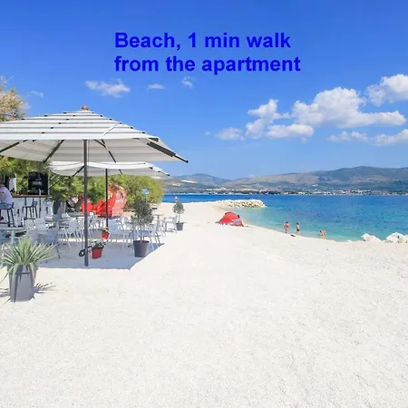 Apartment A 3 - Seafront With Balcony 1 Min To Trogir