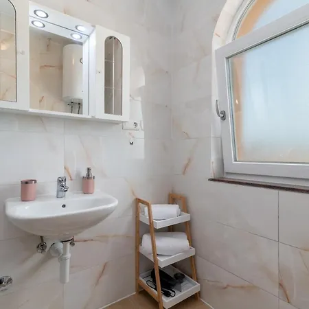 شقة A3 - Seafront With Balcony 1 Min To