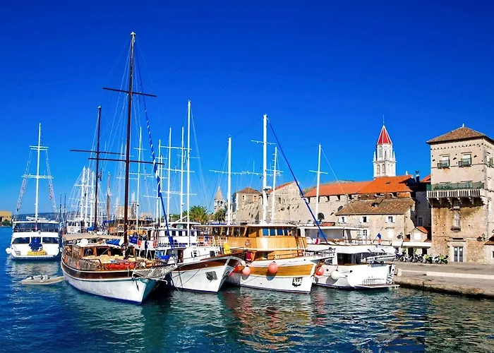 A3 - Seafront With Balcony 1 Min To Апартаменты