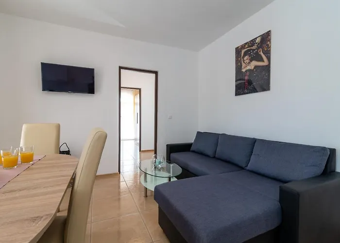 Апартаменты A3 - Seafront With Balcony 1 Min To *