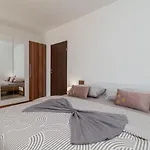 Daire A 3 - Seafront With Balcony 1 Min To Trogir