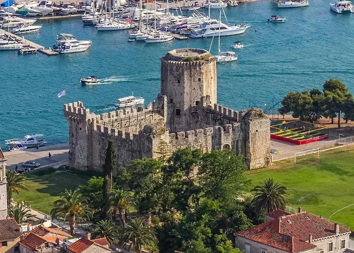 Appartement A3 - Seafront With Balcony 1 Min To *